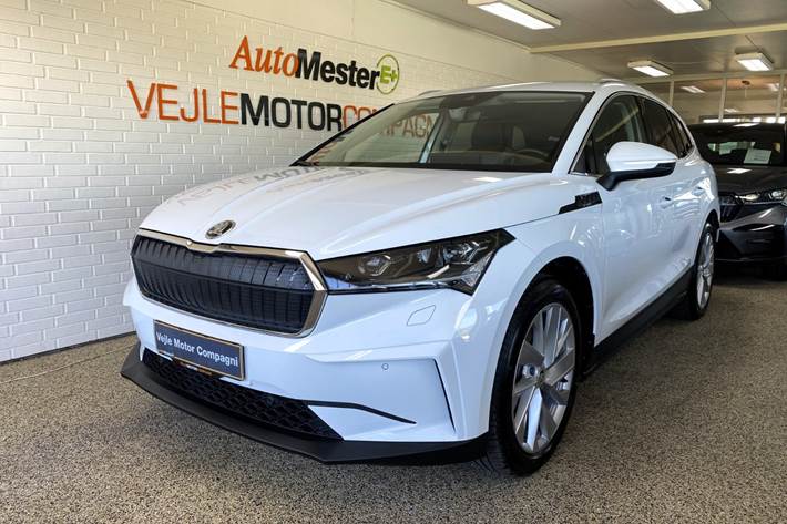 Hvid Skoda Enyaq fra 2023