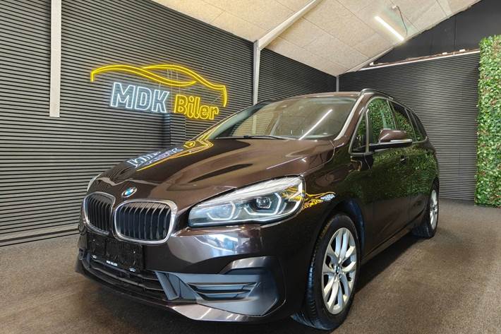 undefined BMW 218d fra 2020