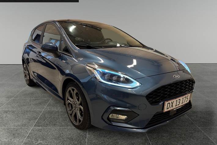 Blå Ford Fiesta fra 2018