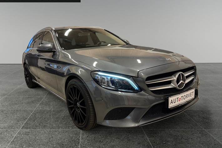 Grå Mercedes C220 d fra 2018