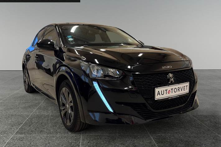 Sort Peugeot e-208 fra 2022