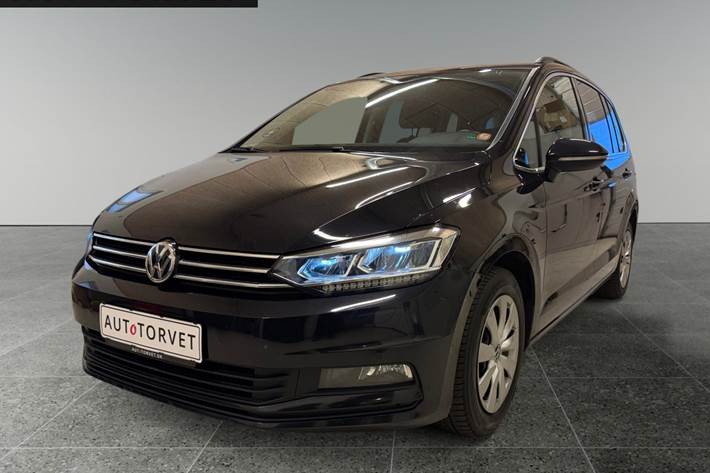 Sort VW Touran fra 2019