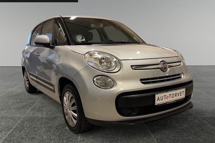 Sølv Fiat 500L Living fra 2016