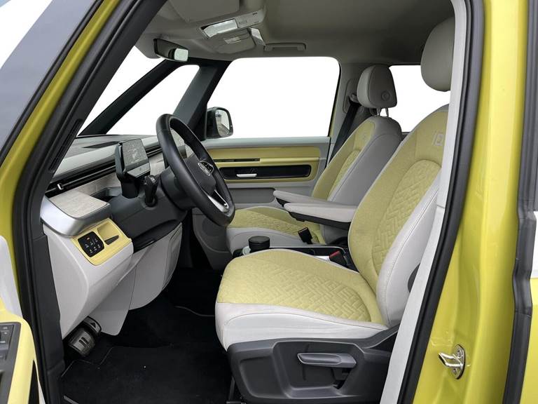 VW ID.Buzz 77 Pro SWB