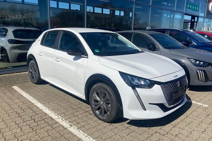 Hvid Peugeot e-208 fra 2022