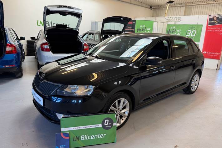 Sort Skoda Rapid fra 2016