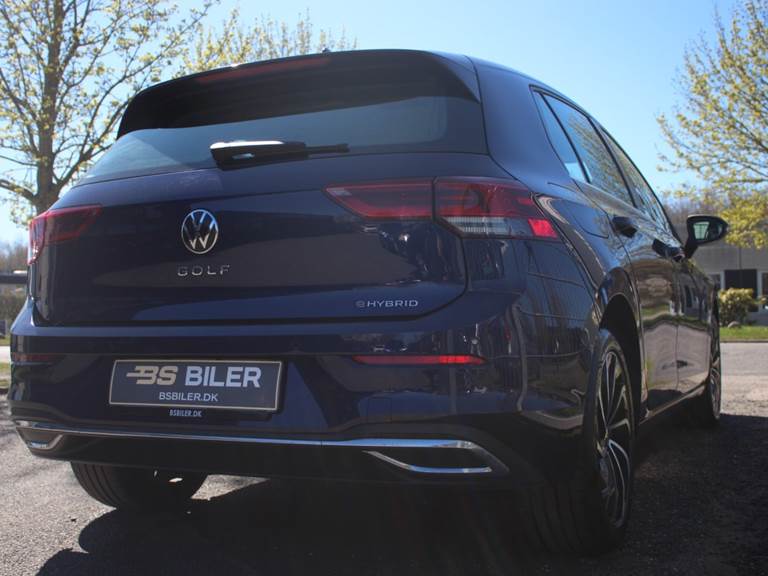 VW Golf VIII 1,4 eHybrid DSG