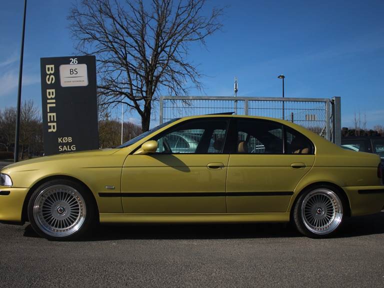 BMW M5 5,0
