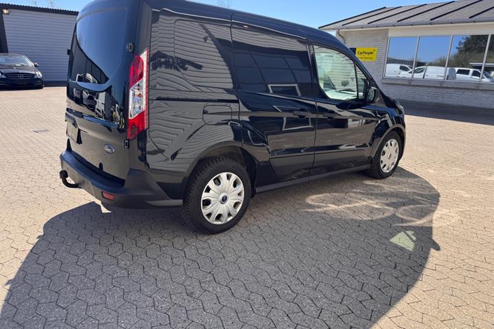 Sort Ford Transit Connect fra 2023