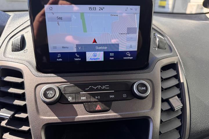 Sort Ford Transit Connect fra 2023