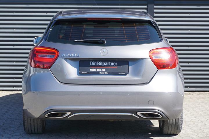 Grå Mercedes A200 d fra 2017