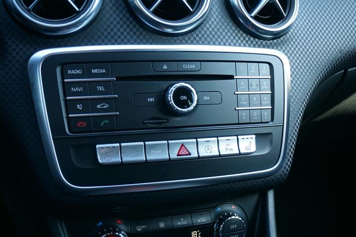 Grå Mercedes A200 d fra 2017