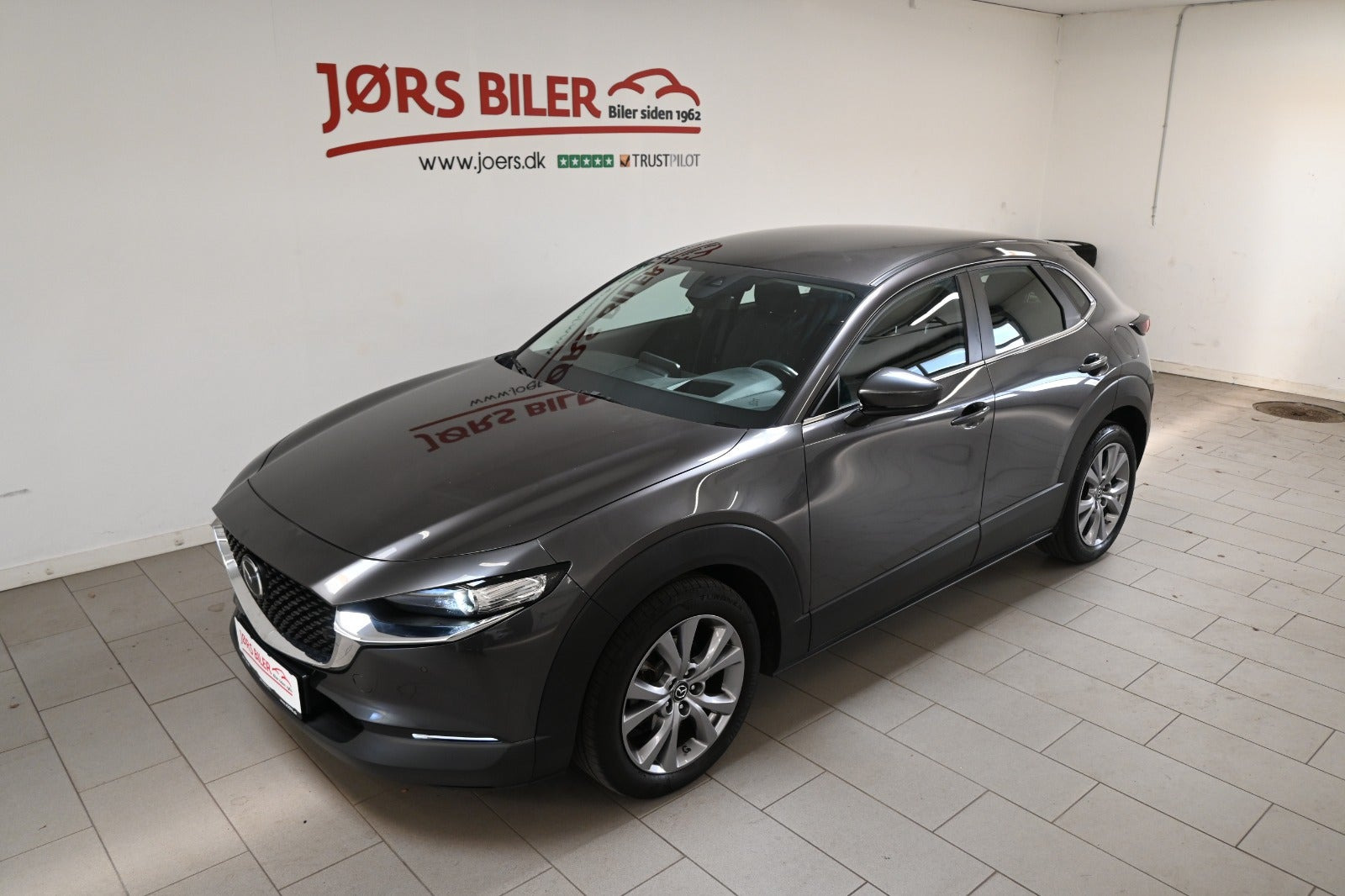 Grå Mazda CX-30 fra 2021