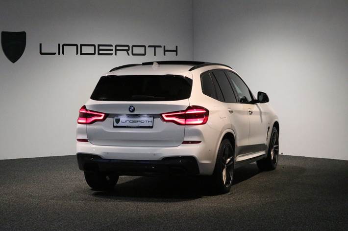 Hvid BMW X3 fra 2017