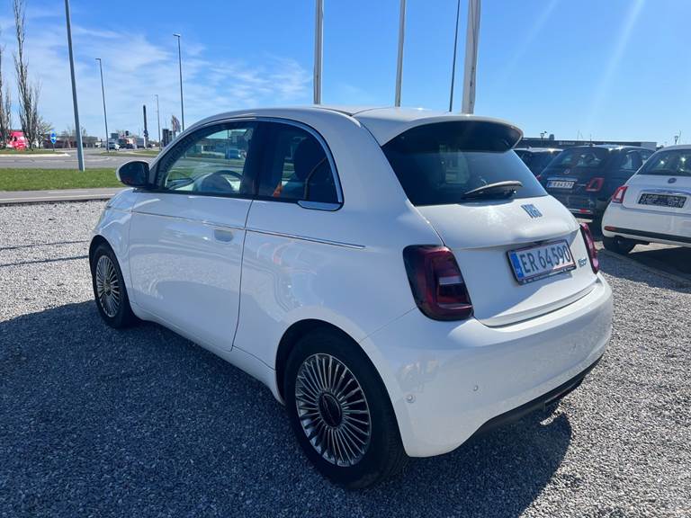 Fiat 500e 42 Icon 3+1