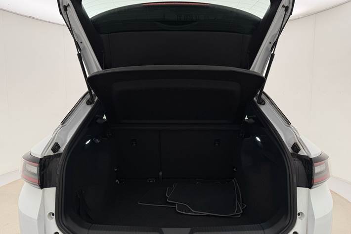 Hvid VW ID.4 fra 2023