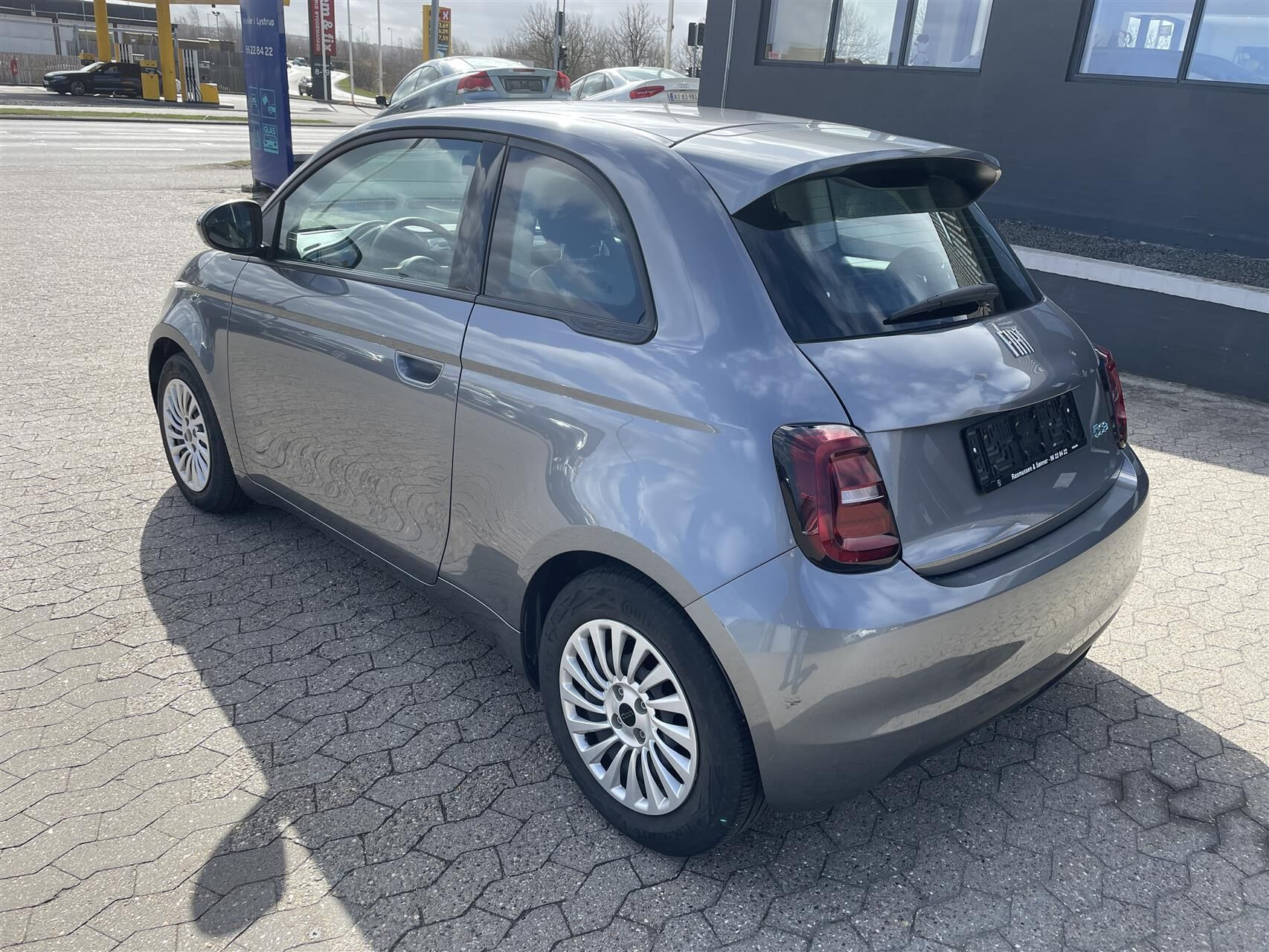 Sort Fiat 500e fra 2023