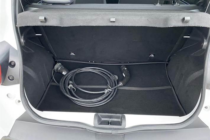 Hvid Dacia Spring fra 2023