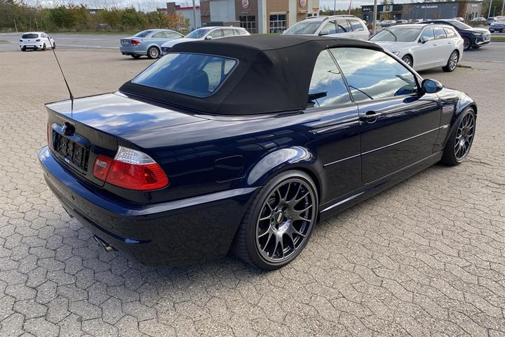 Blå BMW M3 fra 2002