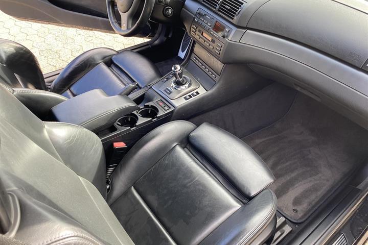 Blå BMW M3 fra 2002