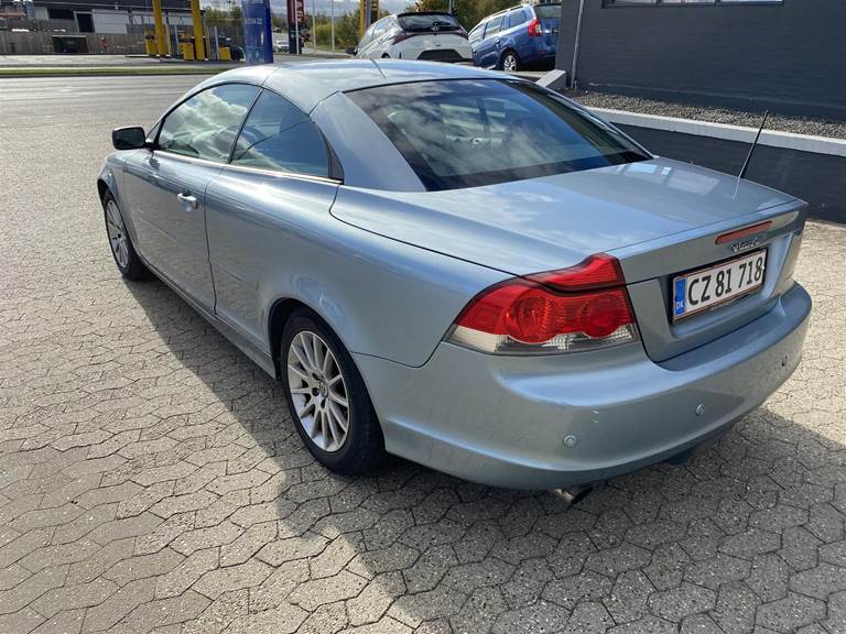 Volvo C70 2,4 T5 aut. 220HK Cabr.