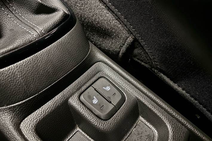 Rød Opel Karl fra 2017