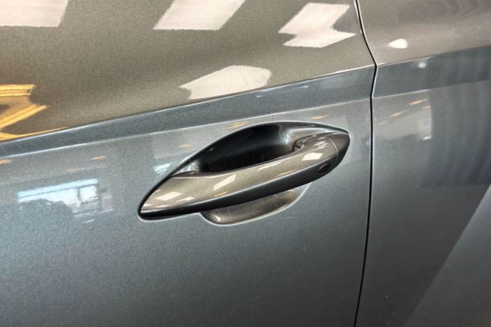 Grå Hyundai Tucson fra 2022