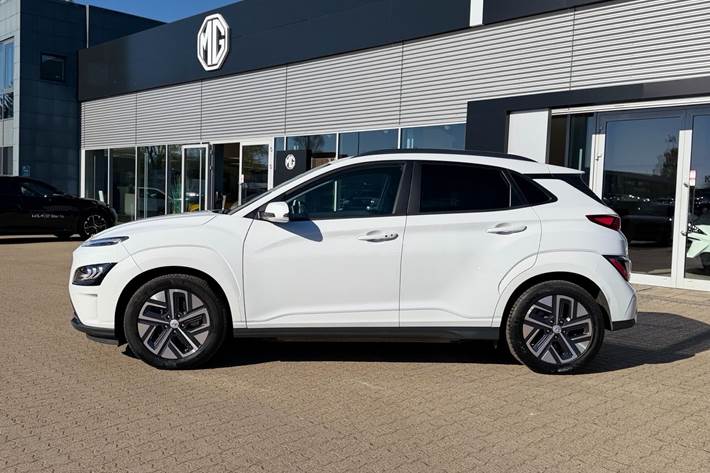 Hvid Hyundai Kona fra 2022