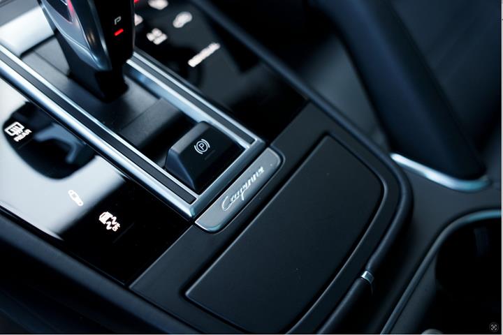Hvid Porsche Cayenne Turbo S fra 2019