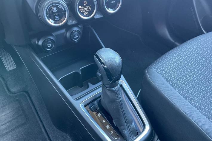 Sølv Suzuki Swift fra 2018