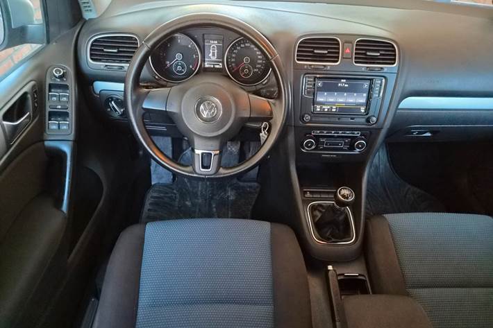 Sølv VW Golf VI fra 2011