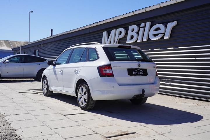 Hvid Skoda Fabia fra 2018