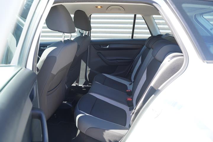 Hvid Skoda Fabia fra 2018