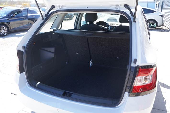 Hvid Skoda Fabia fra 2018