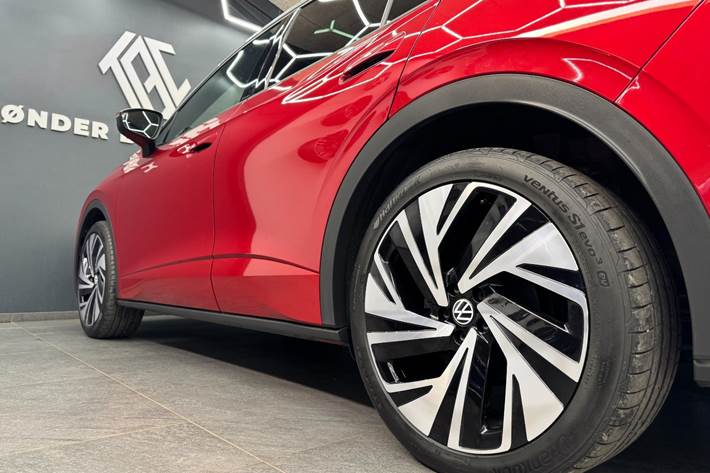 Rød VW ID.5 fra 2025