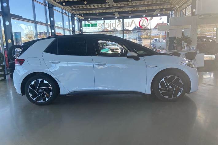 Hvid VW ID.3 fra 2022