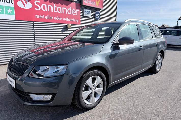 Grå Skoda Octavia fra 2016