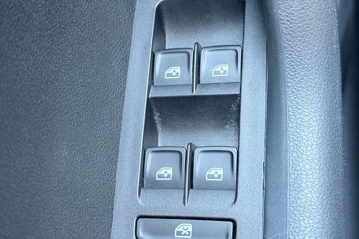 Grå Skoda Octavia fra 2016