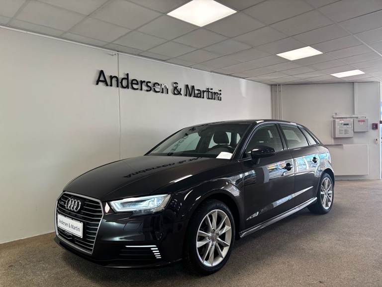Audi A3 1,4 Sportback E-tron Plugin-hybrid Ambiente S Tronic 204HK 5d 6g Aut.