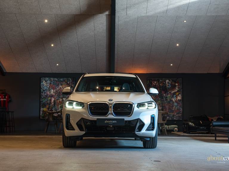 BMW iX3 Charged M-Sport