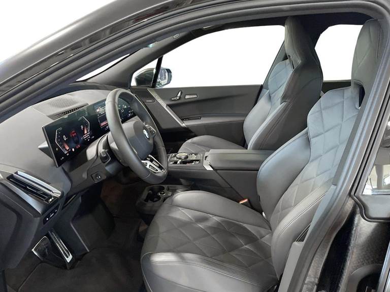 BMW iX xDrive60 Fully Charged