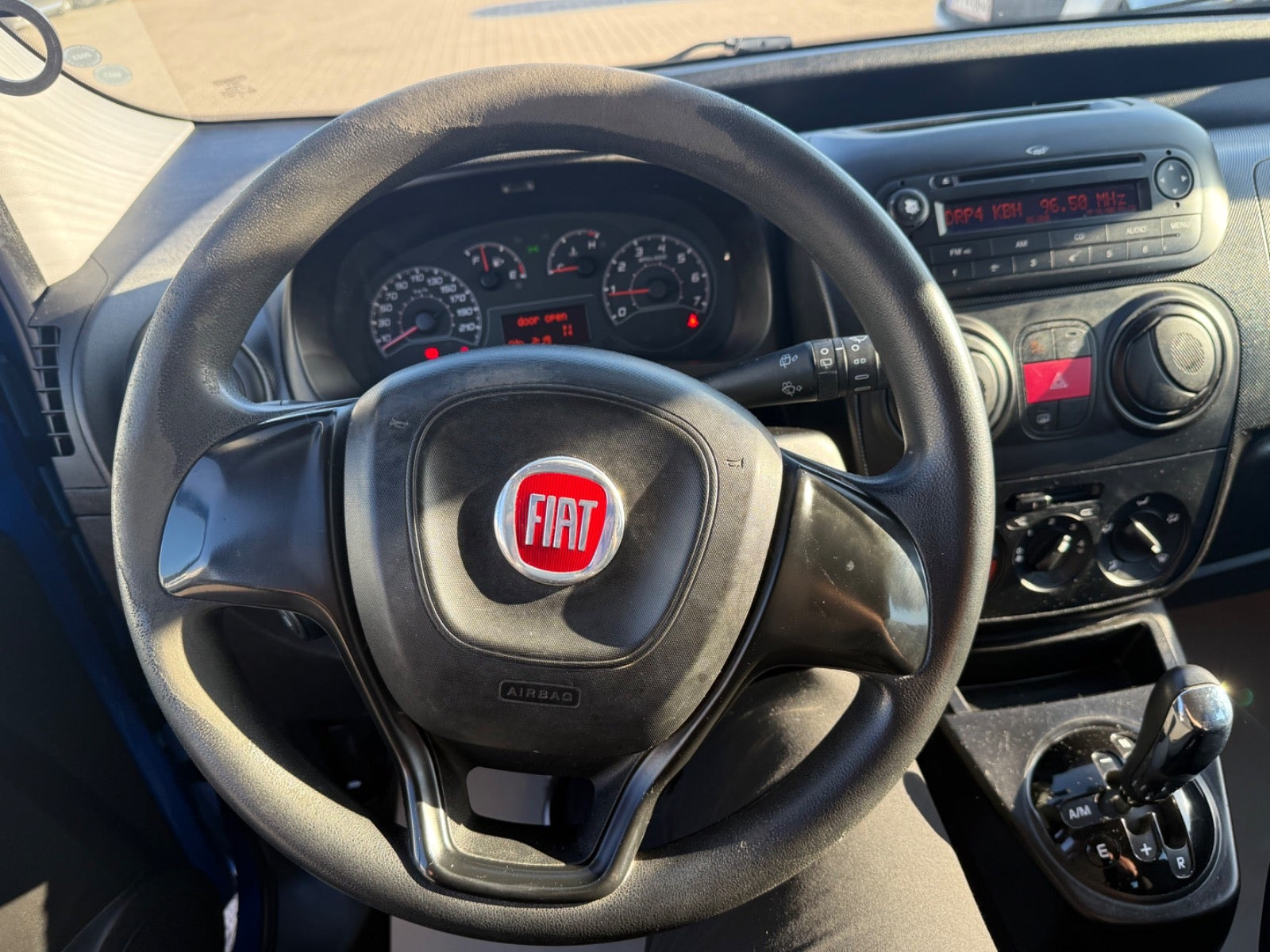 Blå Fiat Qubo fra 2017