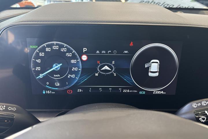 Grøn Kia Niro fra 2024