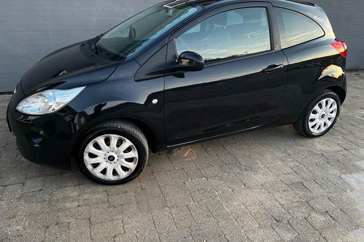 Sort Ford Ka fra 2014