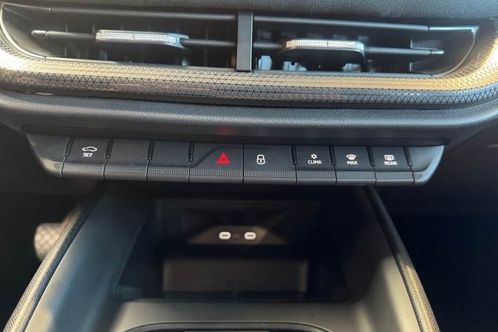 Blå Skoda Enyaq fra 2023