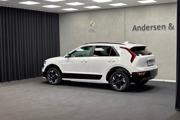 Hvid Kia Niro EV fra 2025