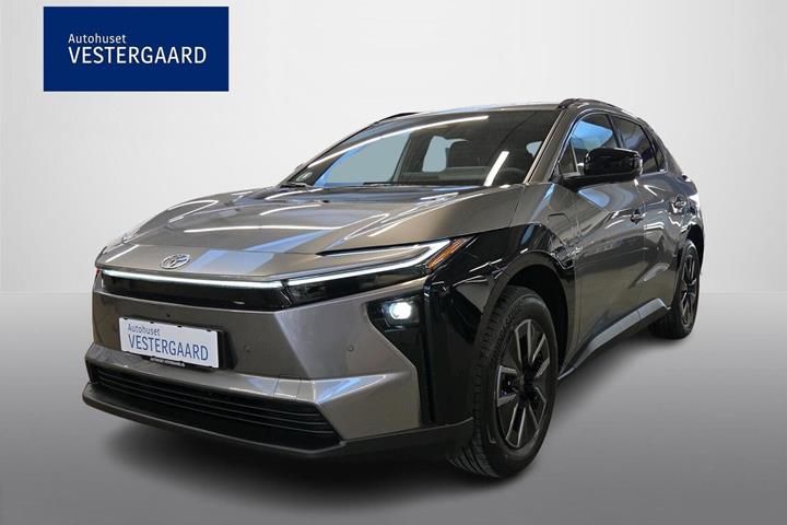 Grå Toyota BZ4X fra 2026 set udefra