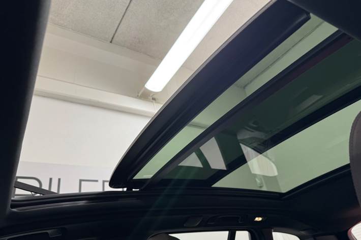 Blå BMW iX3 fra 2022