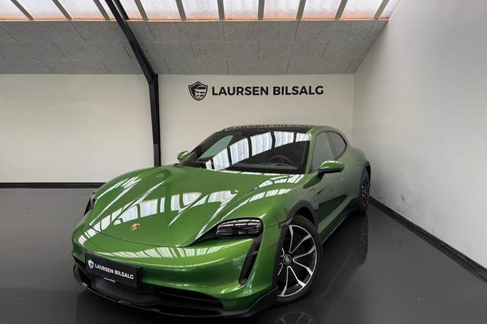 Grøn Porsche Taycan 4 fra 2021