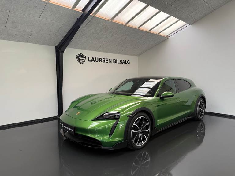 Porsche Taycan 4 Performance+ Cross Turismo